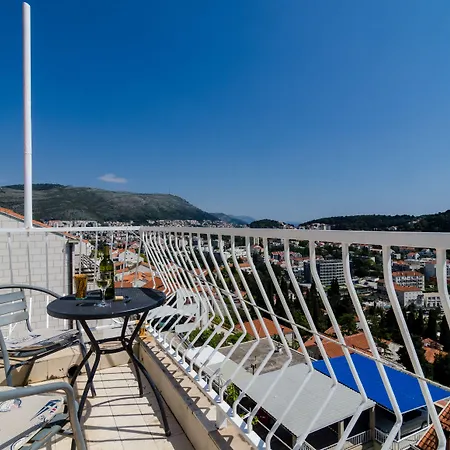 Πανσιόν Zore Glavinic 3*
