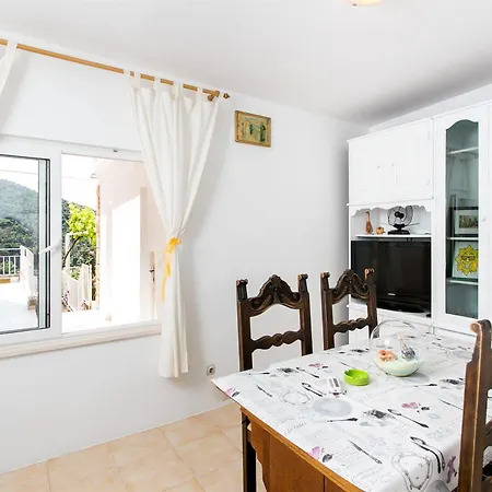 Πανσιόν Zore Glavinic 3*