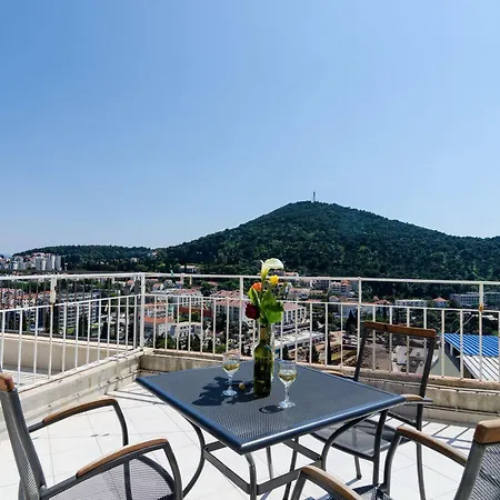 Zore Glavinic 3*