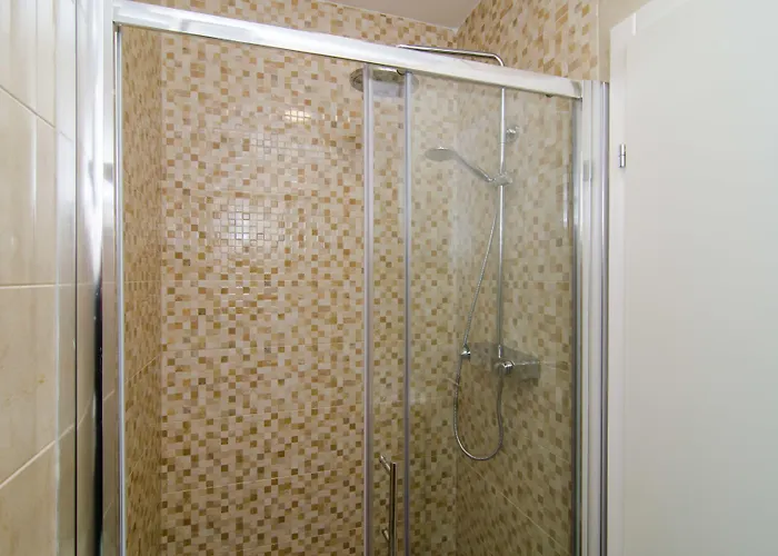 Zore Glavinic 3*